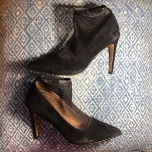 Leith netted stiletto black suede heels sz 6.5